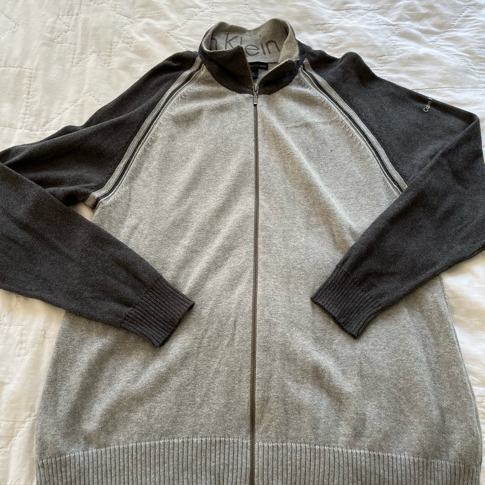 Calvin Klein Gray zip up sweater size L
